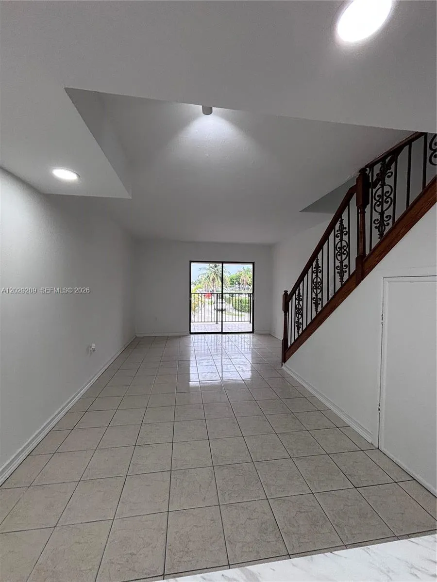 5575 W 26th Ct # 206, Hialeah FL 33016