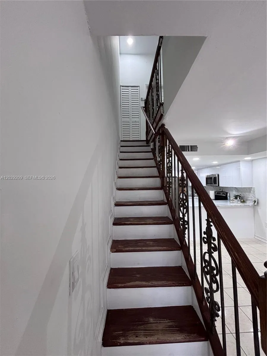 5575 W 26th Ct # 206, Hialeah FL 33016