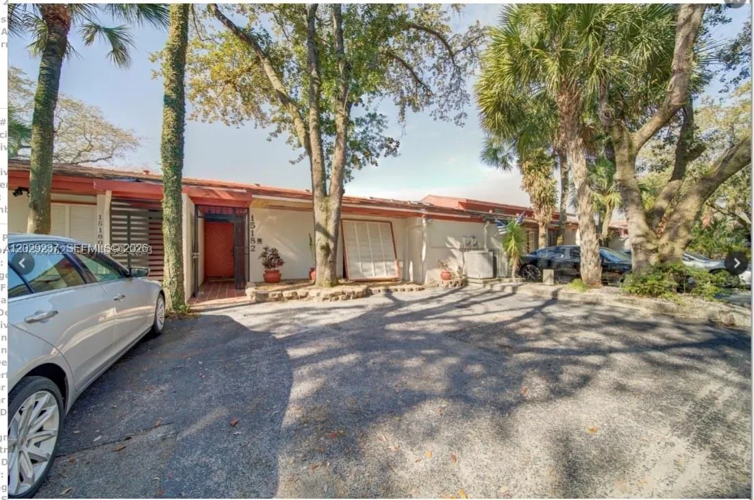 15182 E Loch Isle Dr E # 0, Miami Lakes FL 33014