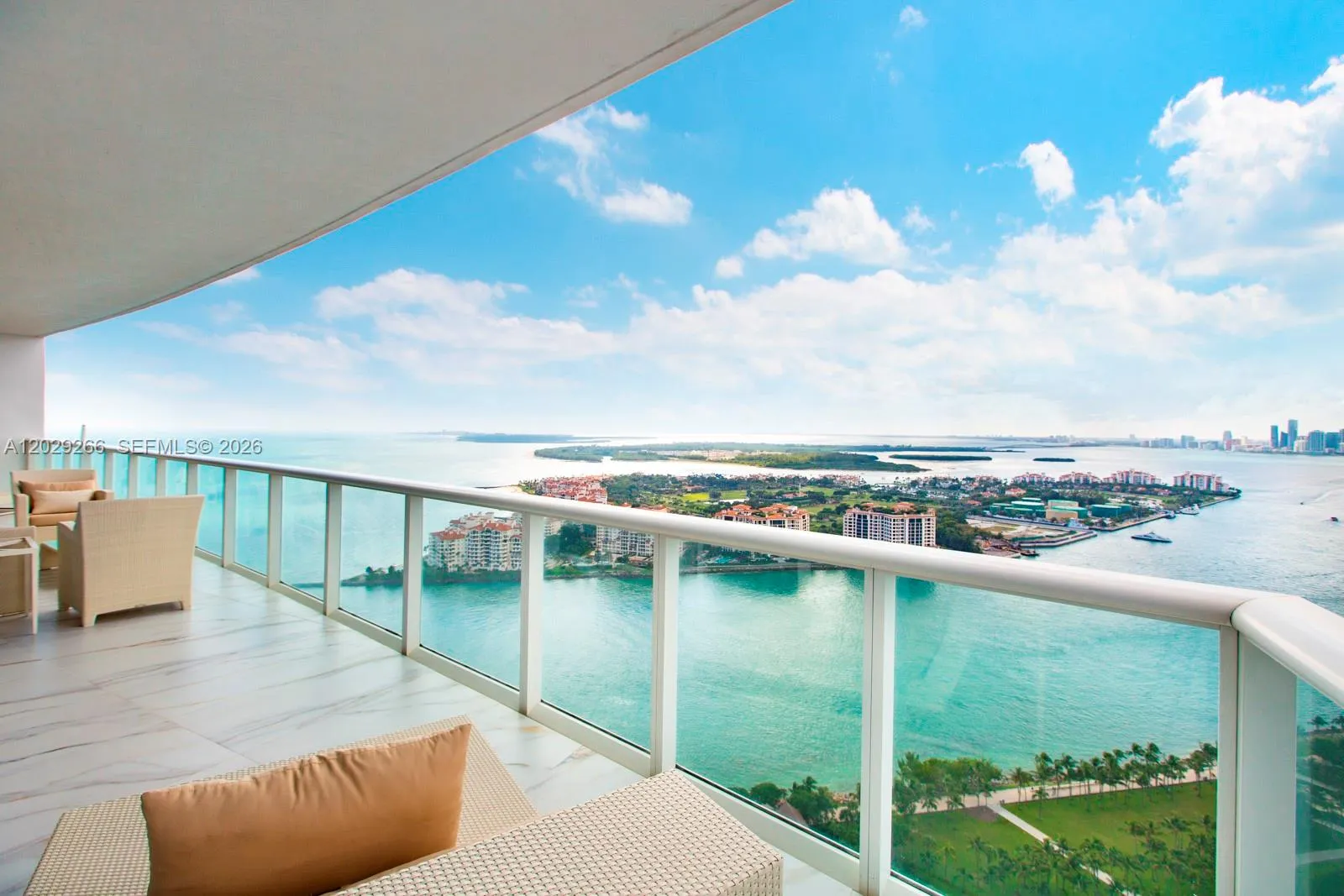 100 S Pointe Dr # 3701, Miami Beach FL 33139