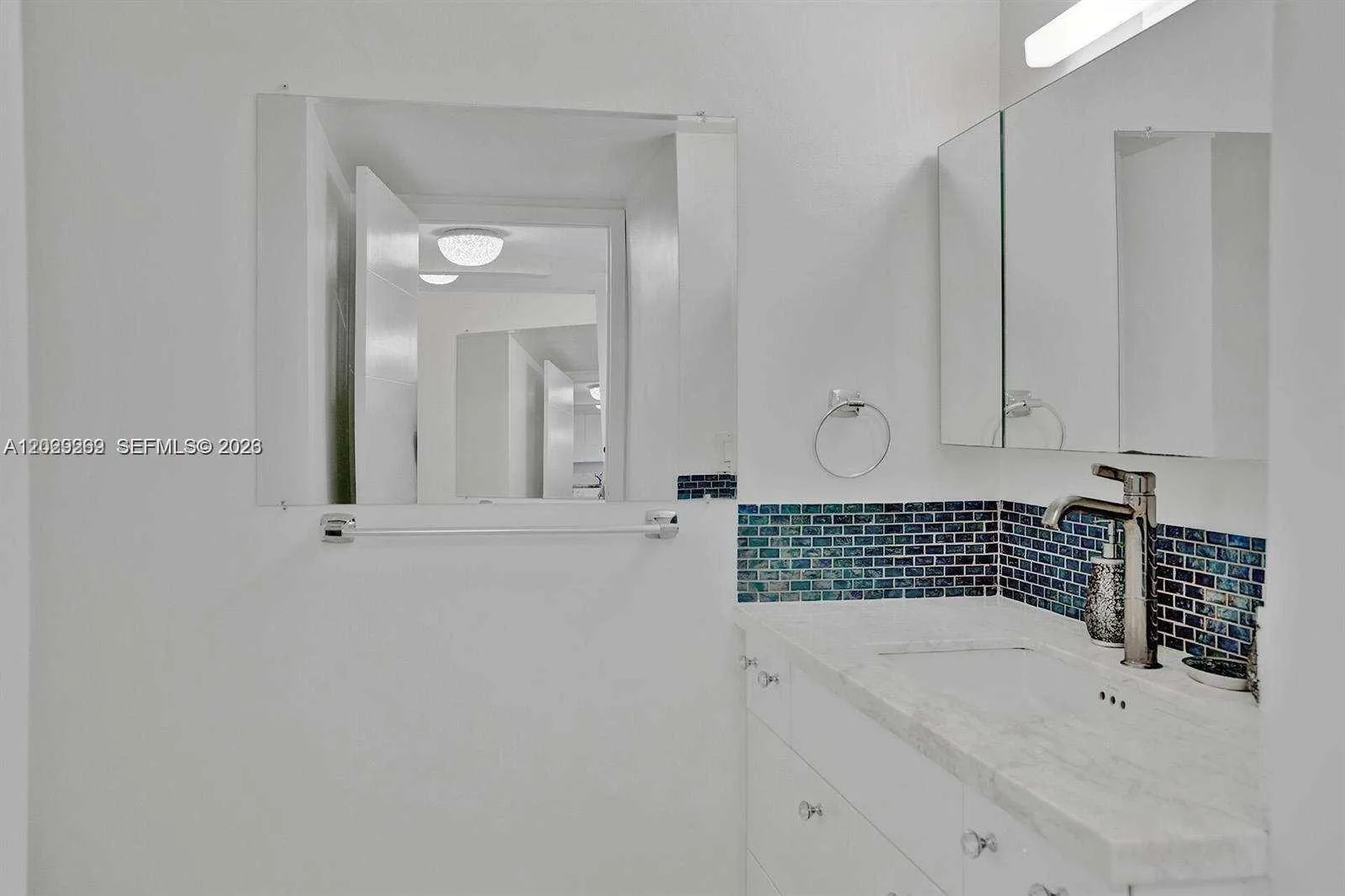 2500 Parkview Dr # 1008, Hallandale Beach FL 33009