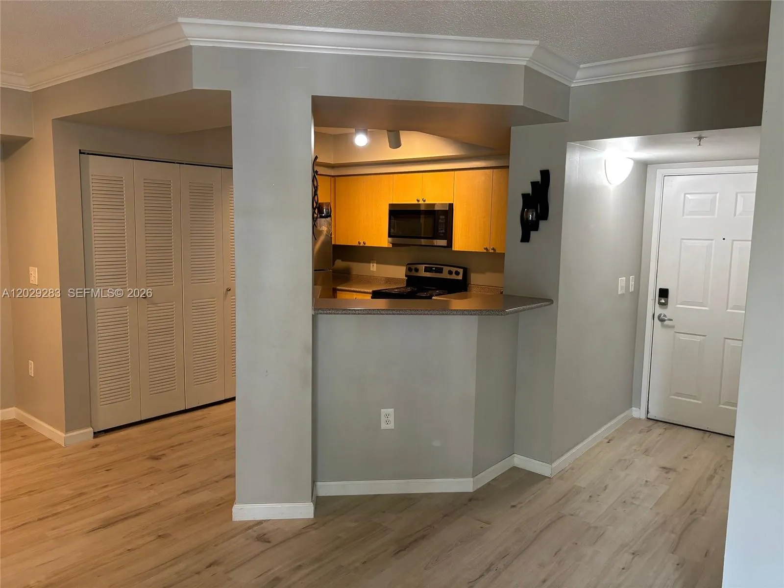 1919 Van Buren St # 308A, Hollywood FL 33020
