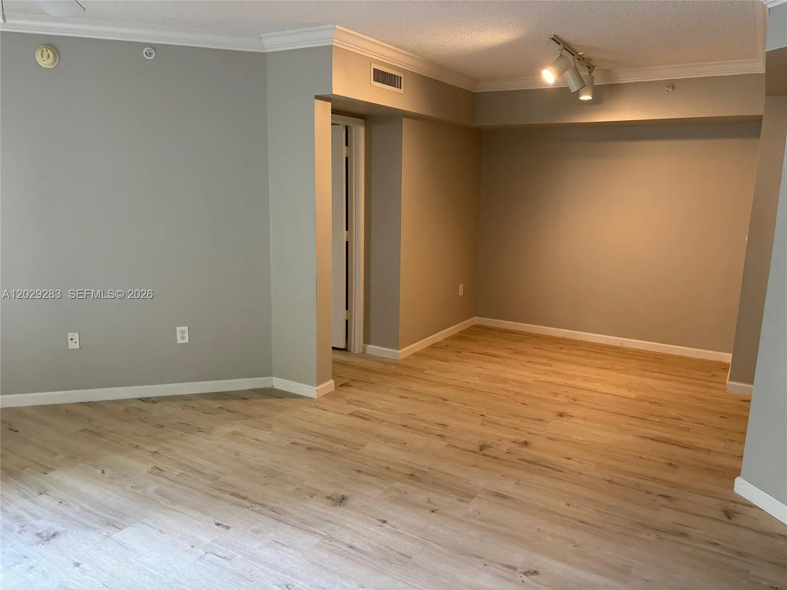 1919 Van Buren St # 308A, Hollywood FL 33020