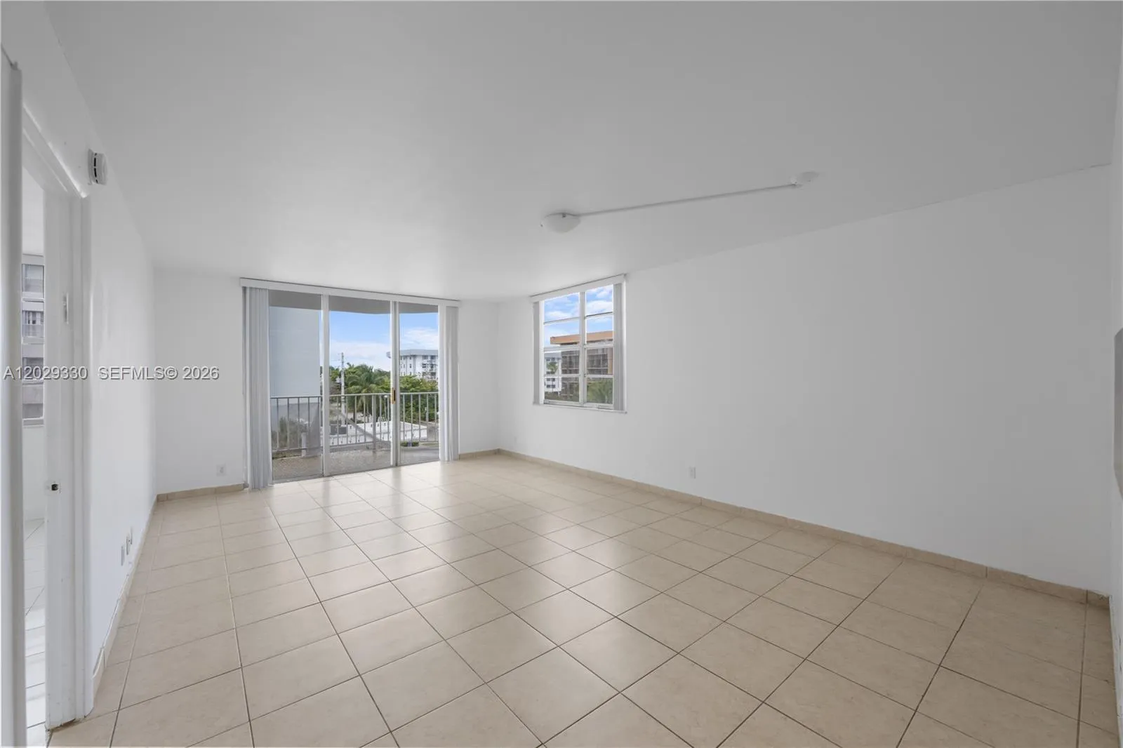 16710 NE 9th Ave # 401, North Miami Beach FL 33162