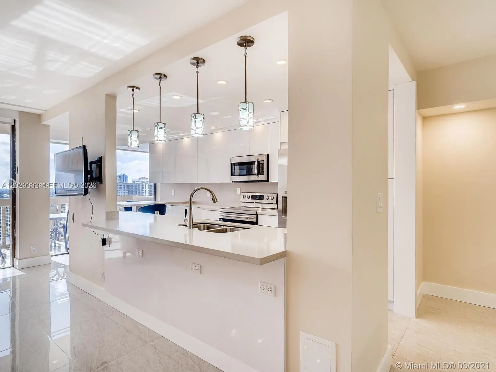19707 Turnberry Way # 16L, Aventura FL 33180
