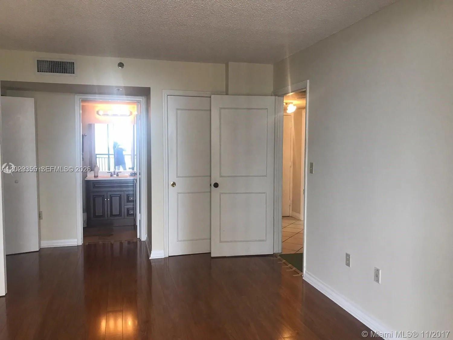 540 Brickell Key Dr # 1122, Miami FL 33131