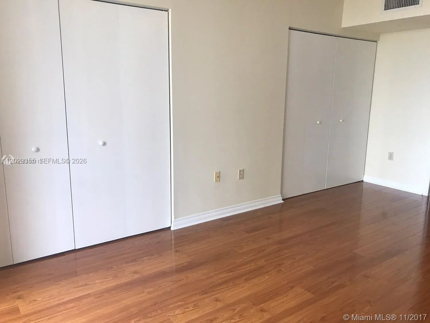 540 Brickell Key Dr # 1122, Miami FL 33131