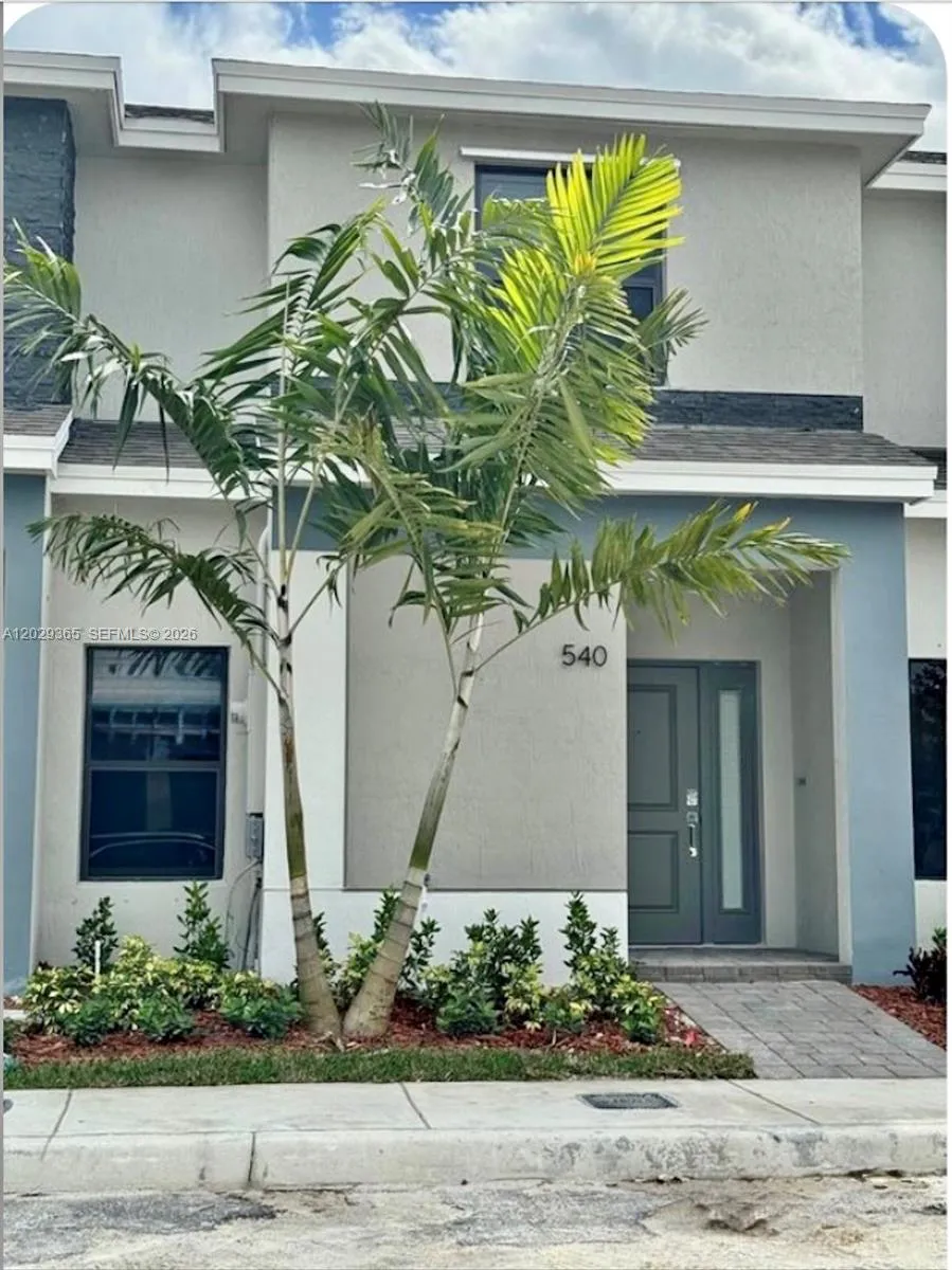 540 NE 1st Dr, Florida City FL 33034