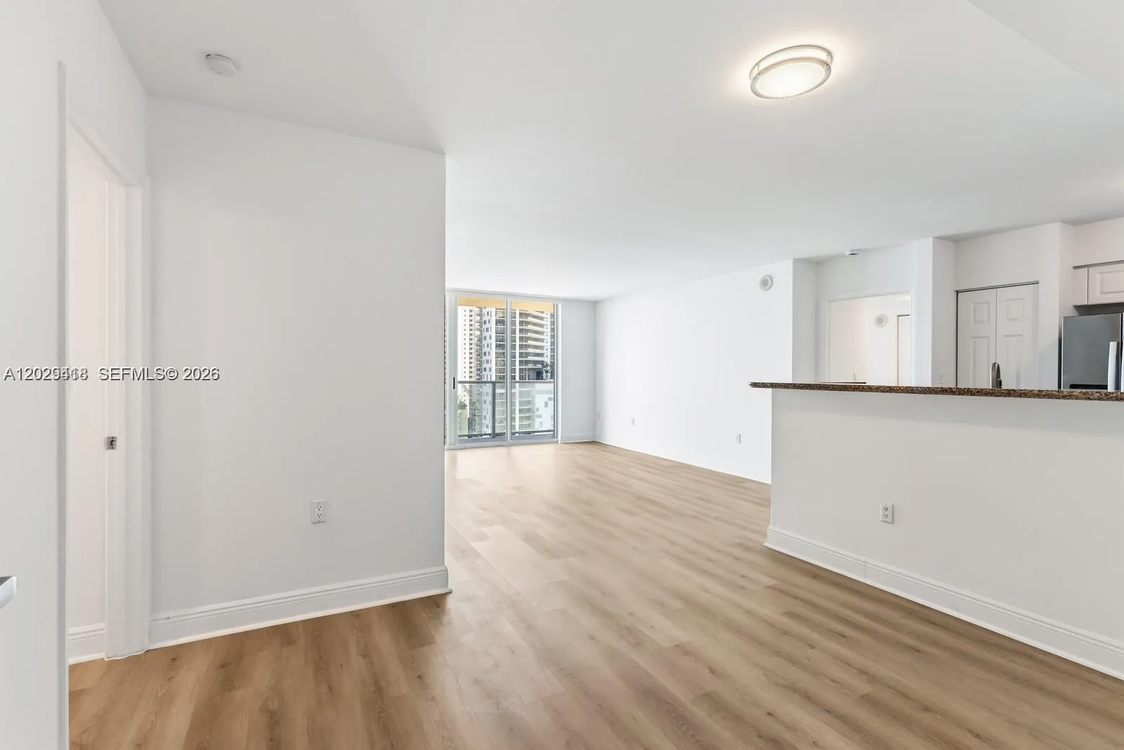 1155 Brickell Bay Dr # 1609, Miami FL 33131
