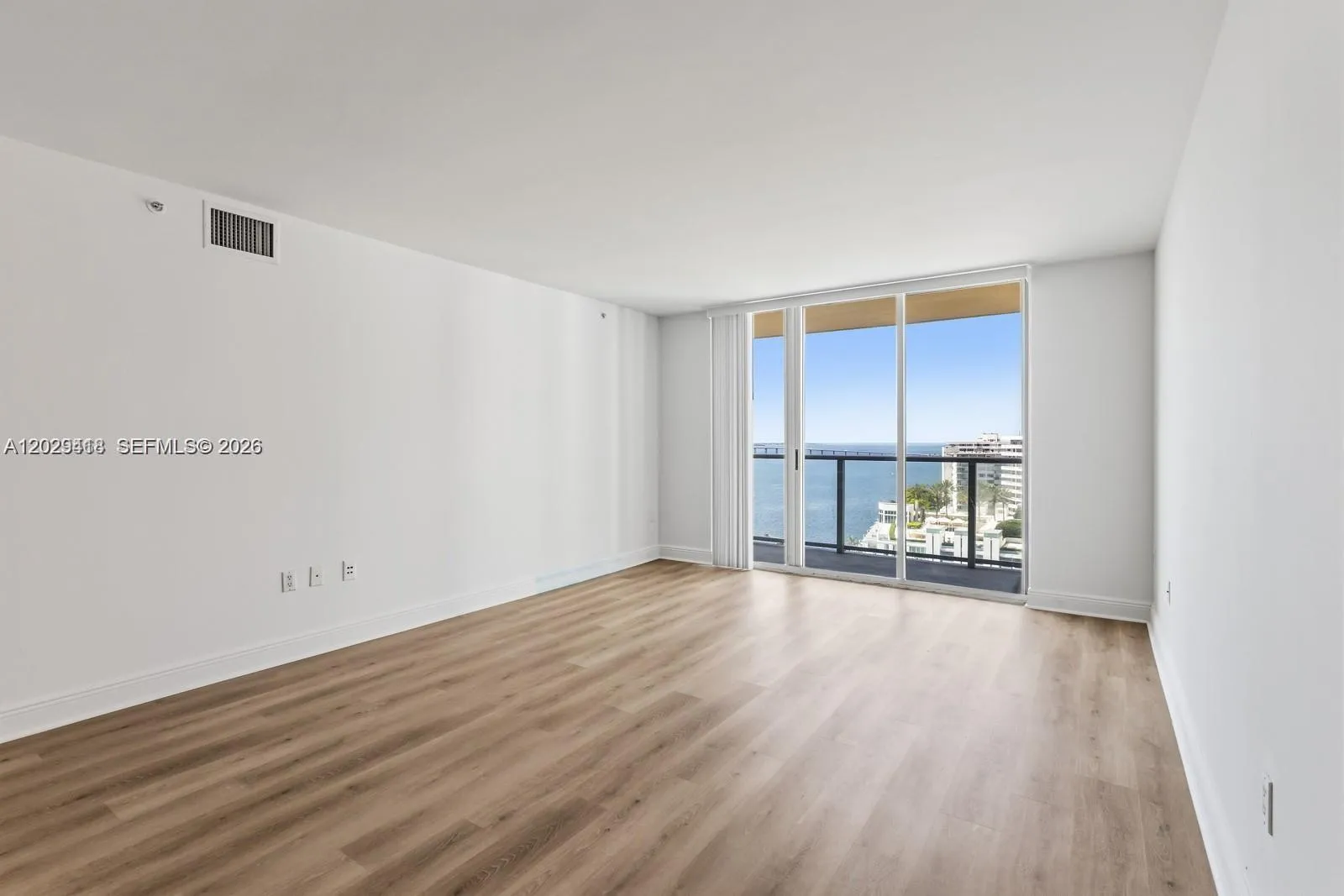 1155 Brickell Bay Dr # 1609, Miami FL 33131