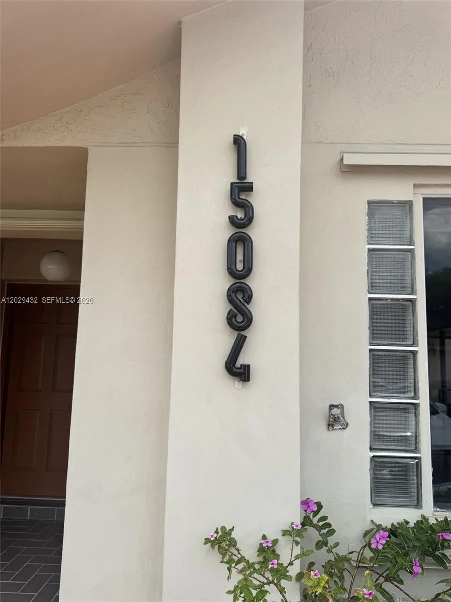 15084 SW 62nd St # 15084, Miami FL 33193
