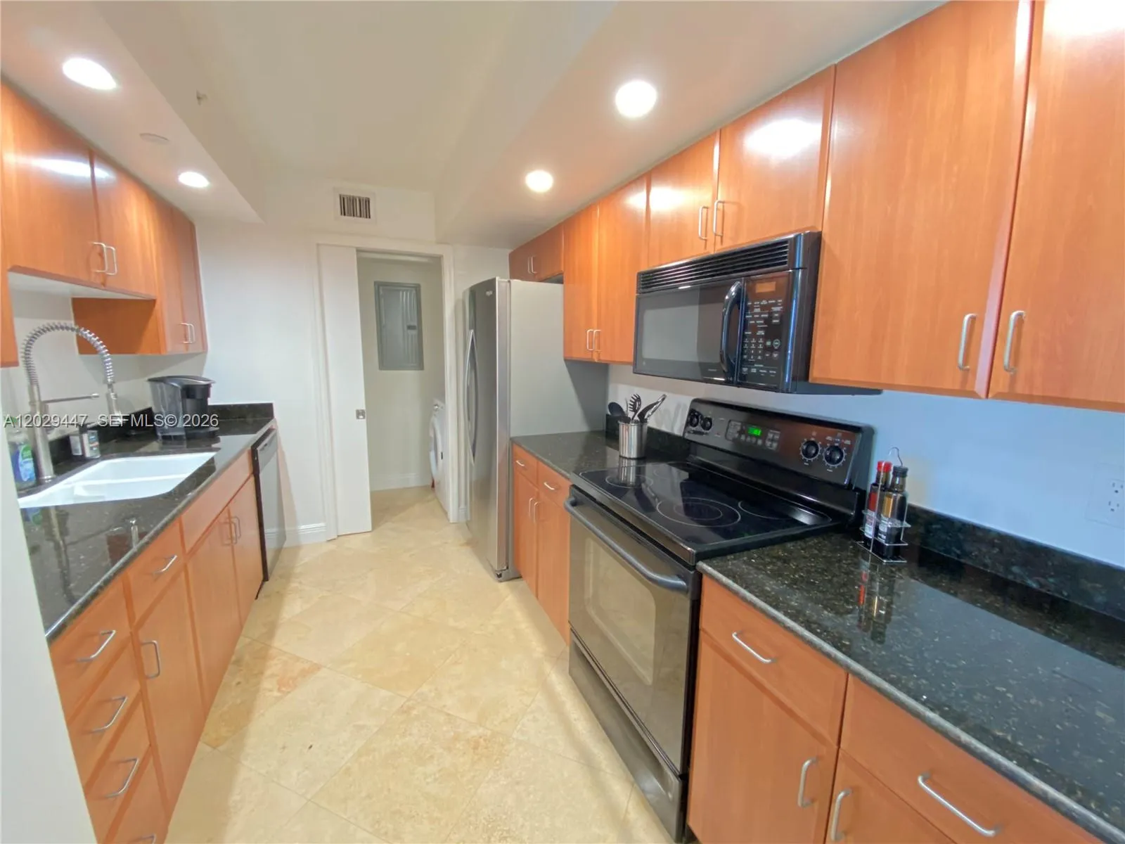 6917 Collins Ave # 1422, Miami Beach FL 33141