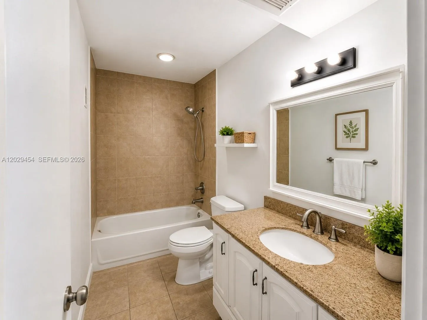 9354 SW 77th Ave # I7, Miami FL 33156