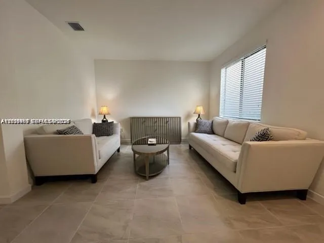 327 NE 208th Ter, Miami FL 33179