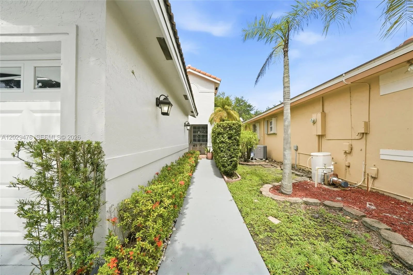 531 SW 176th Ave, Pembroke Pines FL 33029