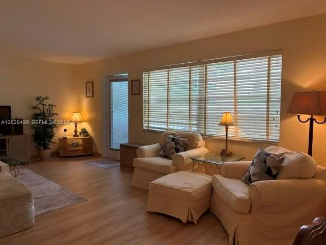 180 NE 12th Ave # 11B, Hallandale Beach FL 33009