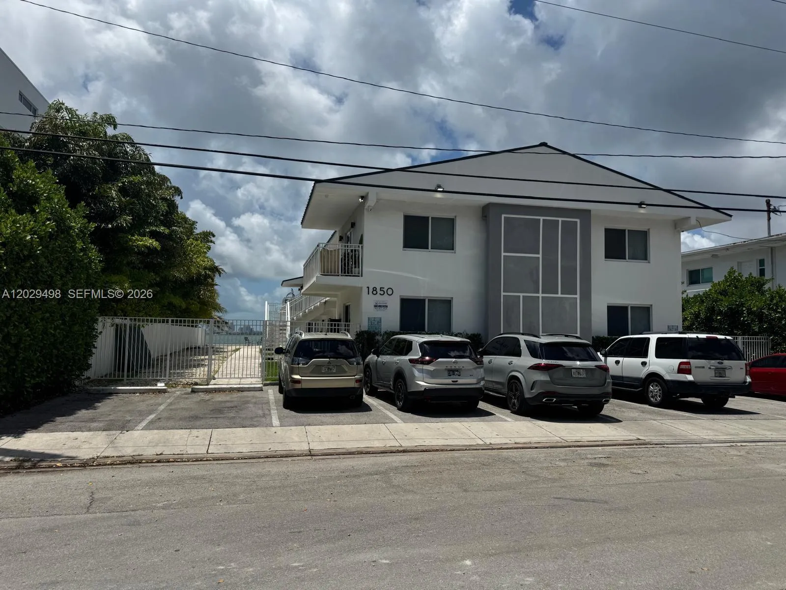 1850 S Treasure Dr # 2, North Bay Village FL 33141