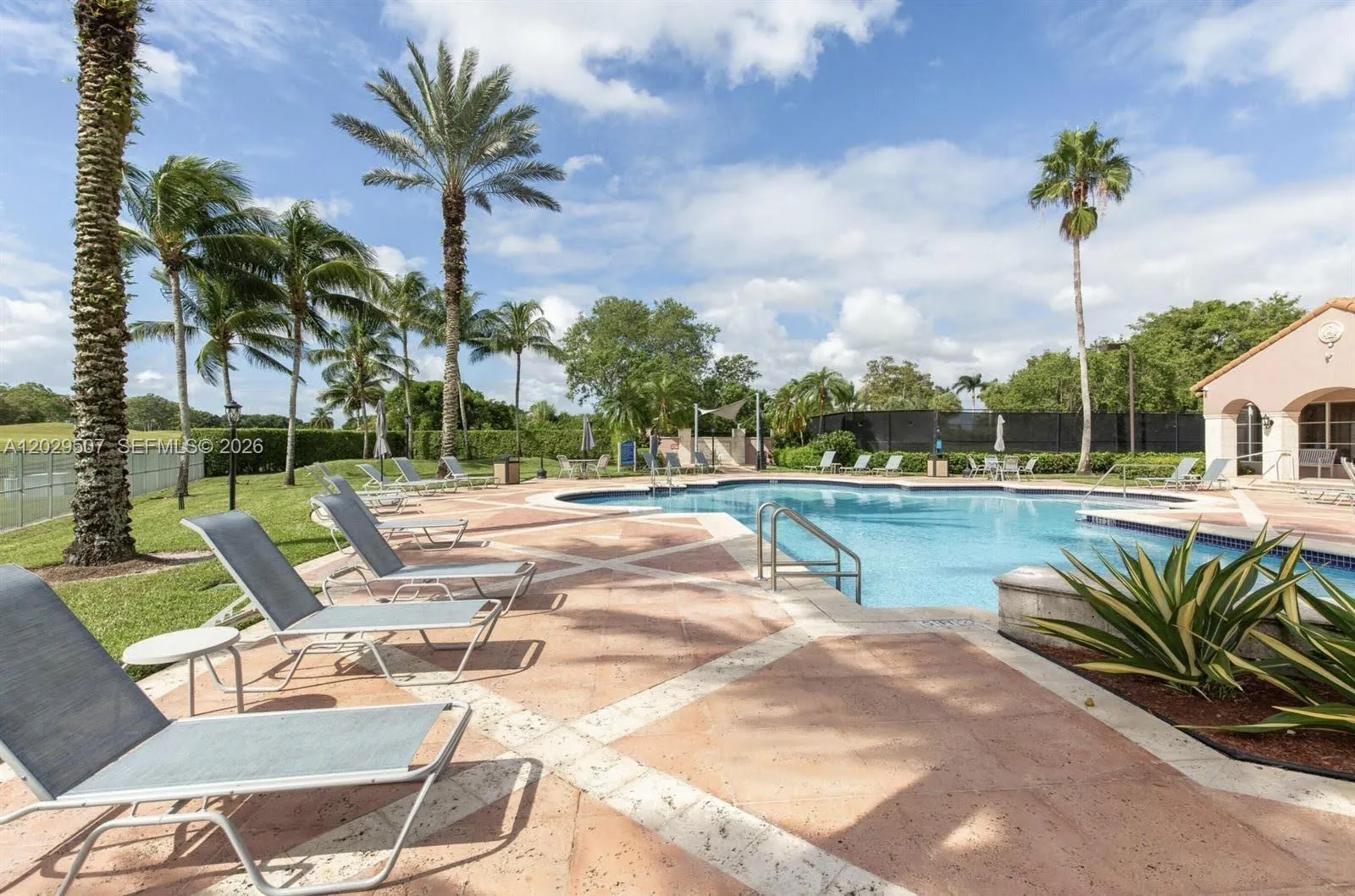 11790 Saint Andrews Pl # 305, Wellington FL 33414