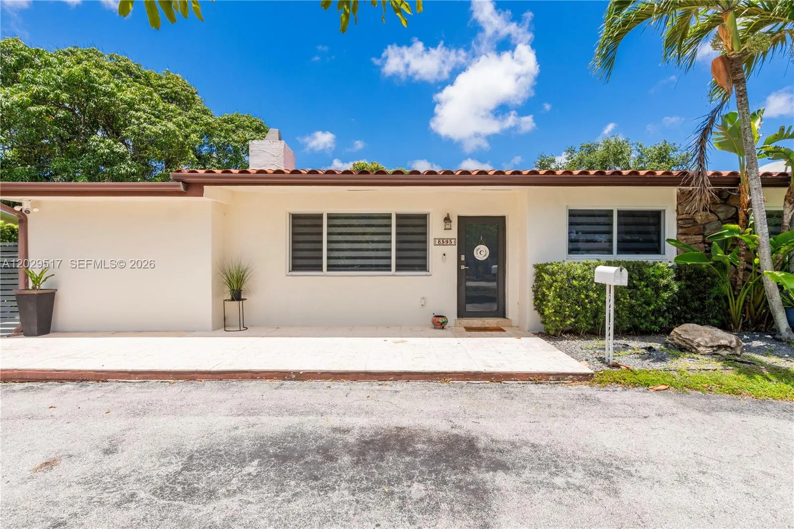 8595 SW 128th St, Miami FL 33156