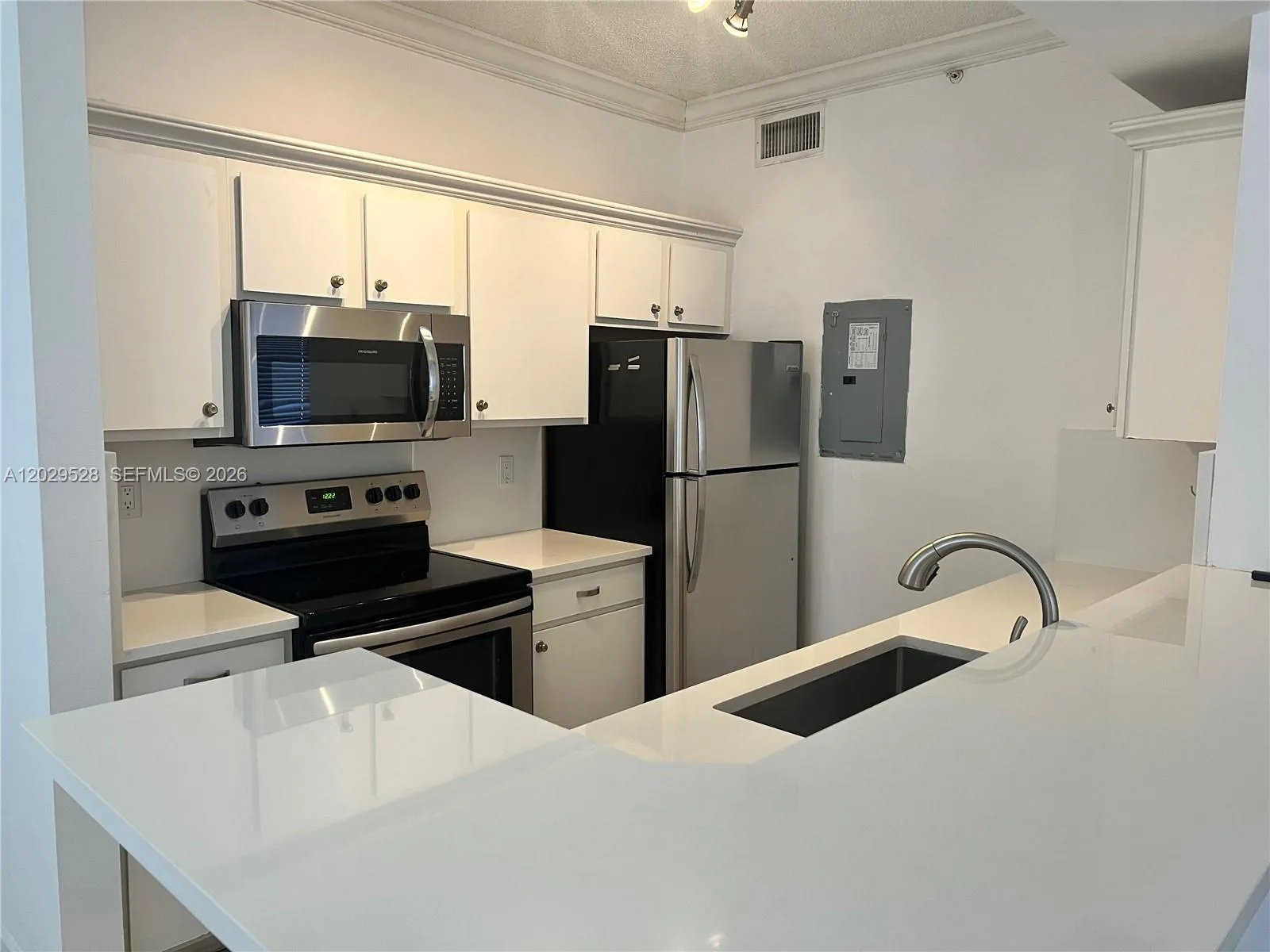 1000 Scotia Dr # 101, Hypoluxo FL 33462