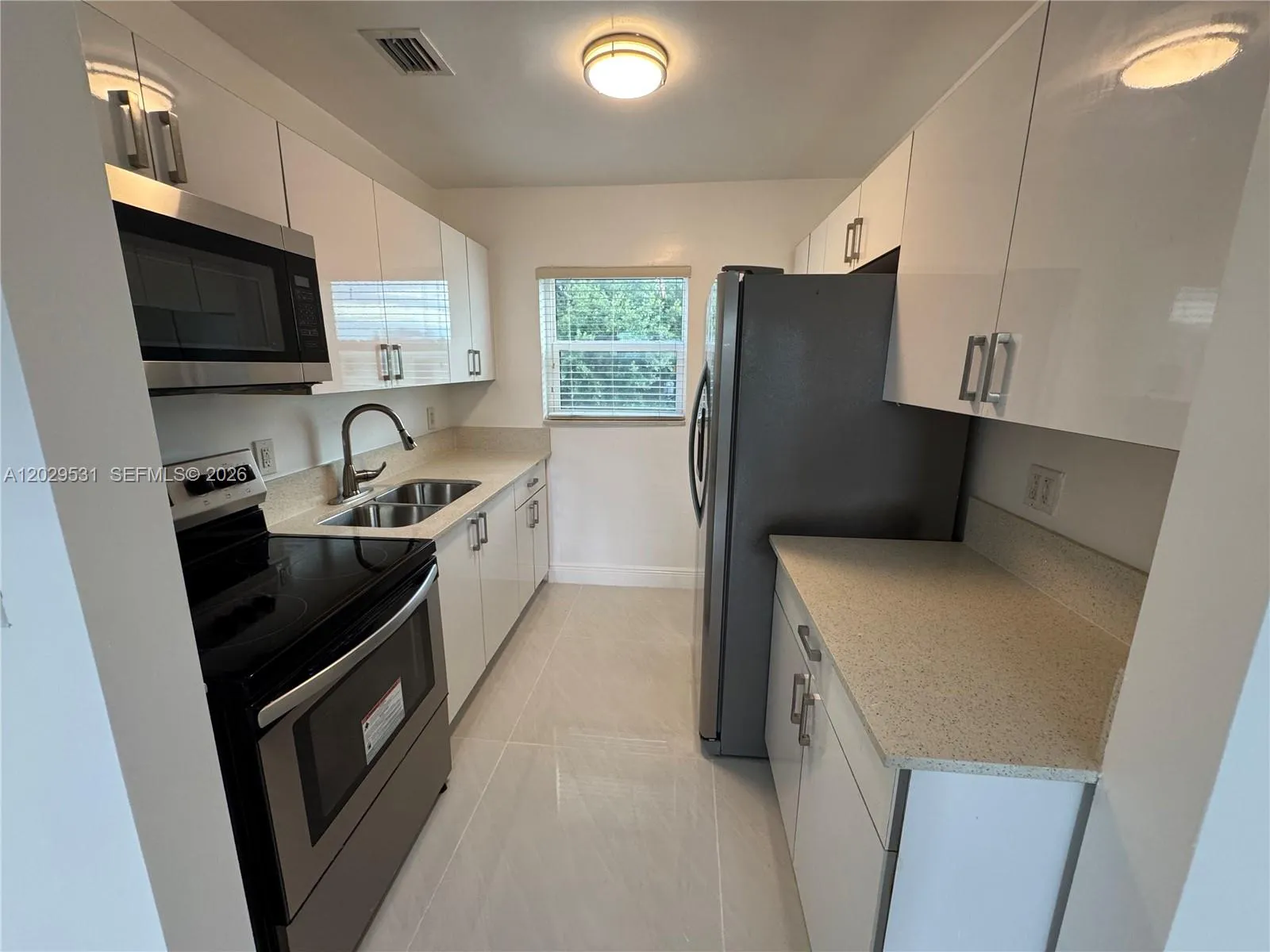 1767 NW 3rd Ave # 17, Miami FL 33136