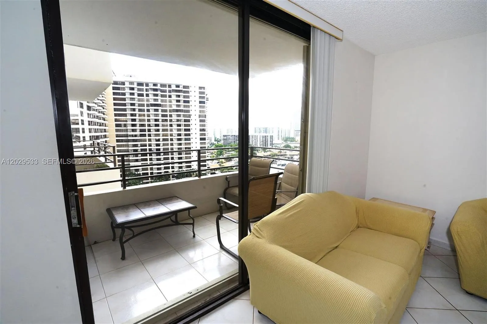 600 Three Islands Blvd # 1416, Hallandale Beach FL 33009