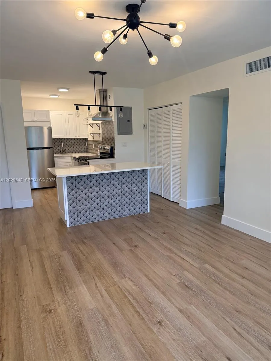 260 S Cypress Rd # 108, Pompano Beach FL 33060