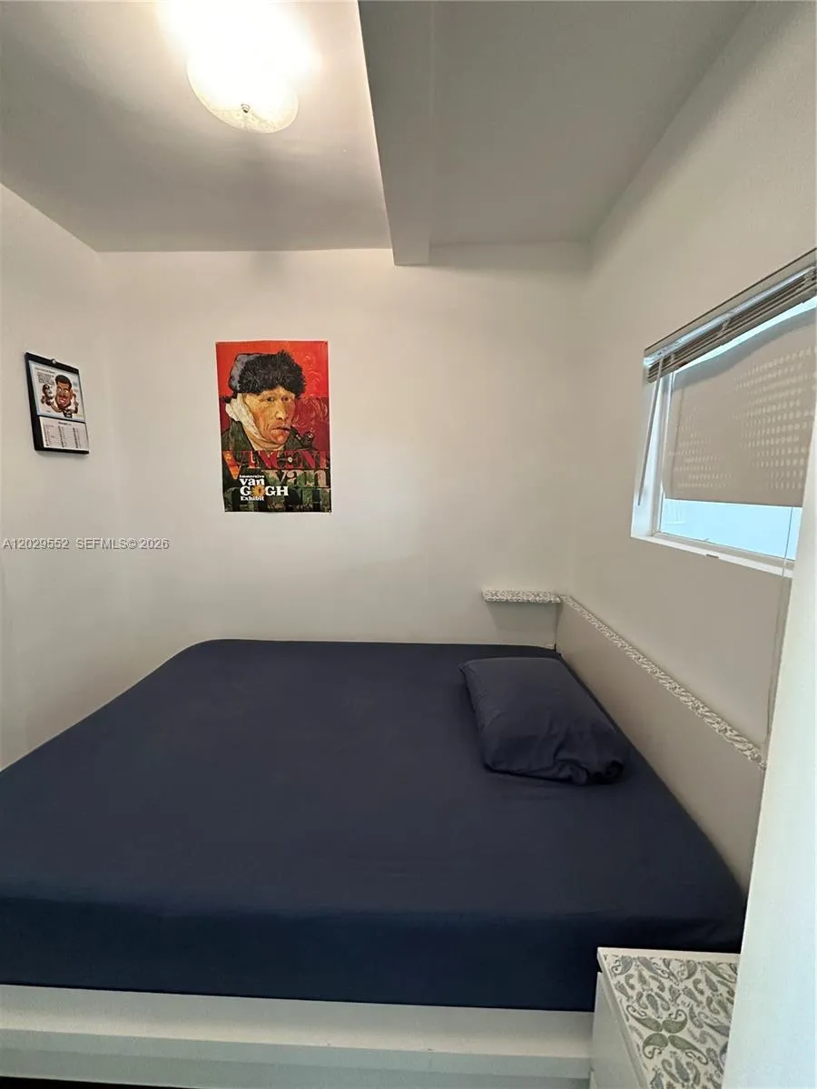 911 Meridian Ave # 206, Miami Beach FL 33139