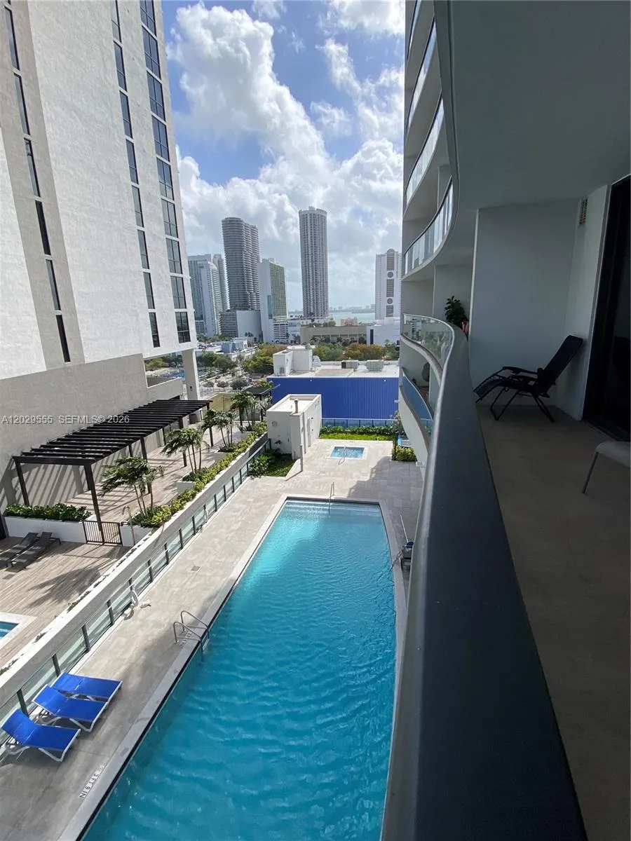 1600 NE 1st Ave # 1117, Miami FL 33132
