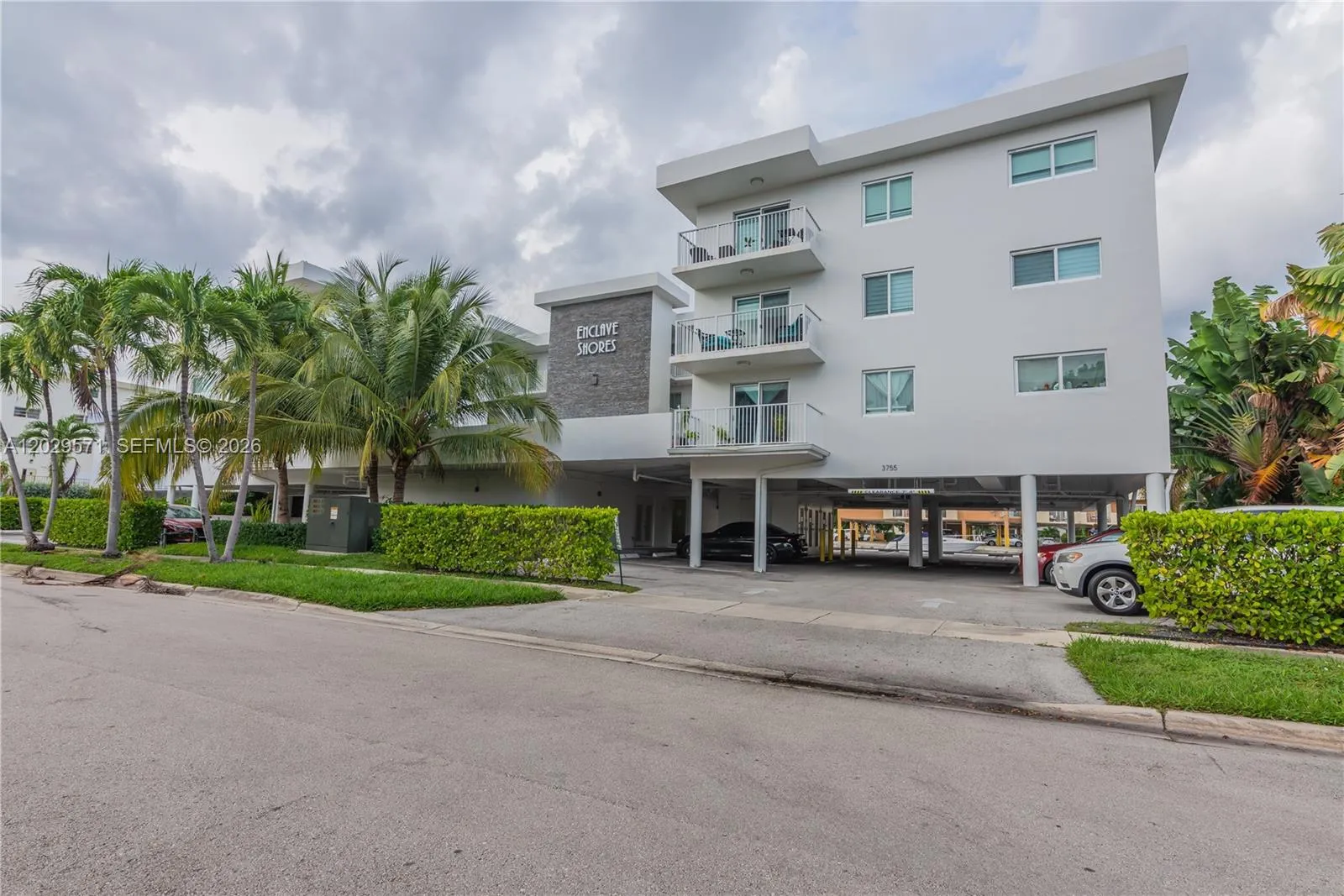 3755 NE 167th St # 6, North Miami Beach FL 33160