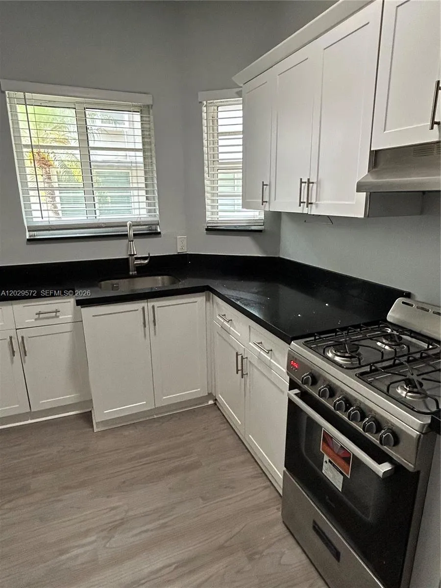 1001 Pennsylvania Ave # 3, Miami Beach FL 33139