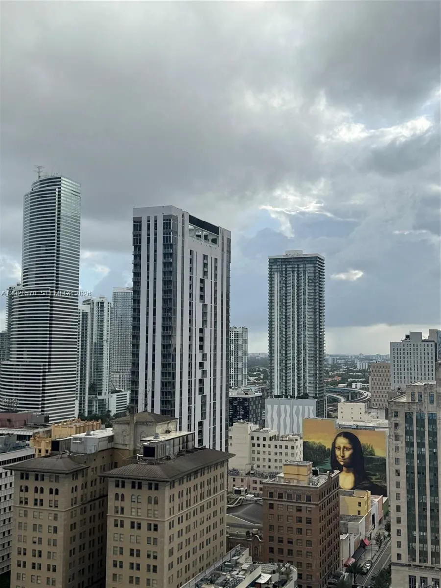 50 Biscayne Blvd # 2707, Miami FL 33132