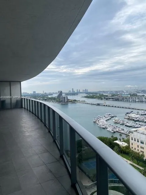 488 NE 18th St # 2110, Miami FL 33132