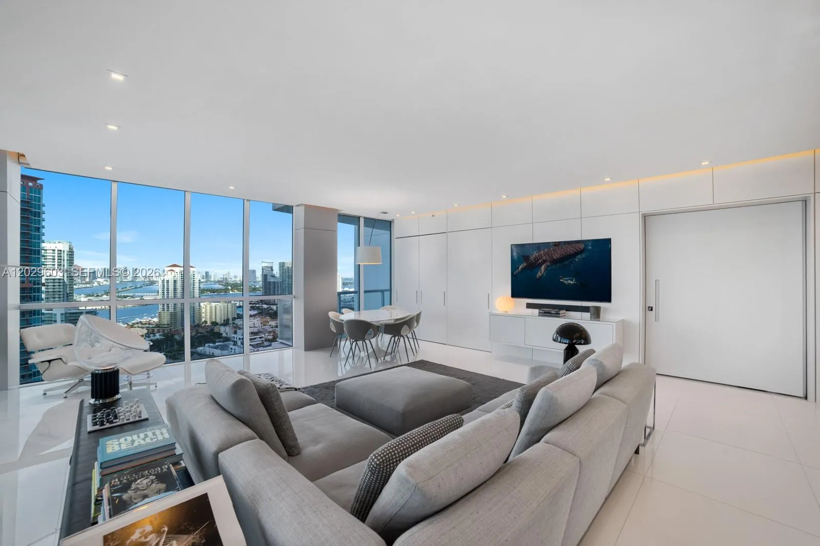 50 S Pointe Dr # 2903, Miami Beach FL 33139
