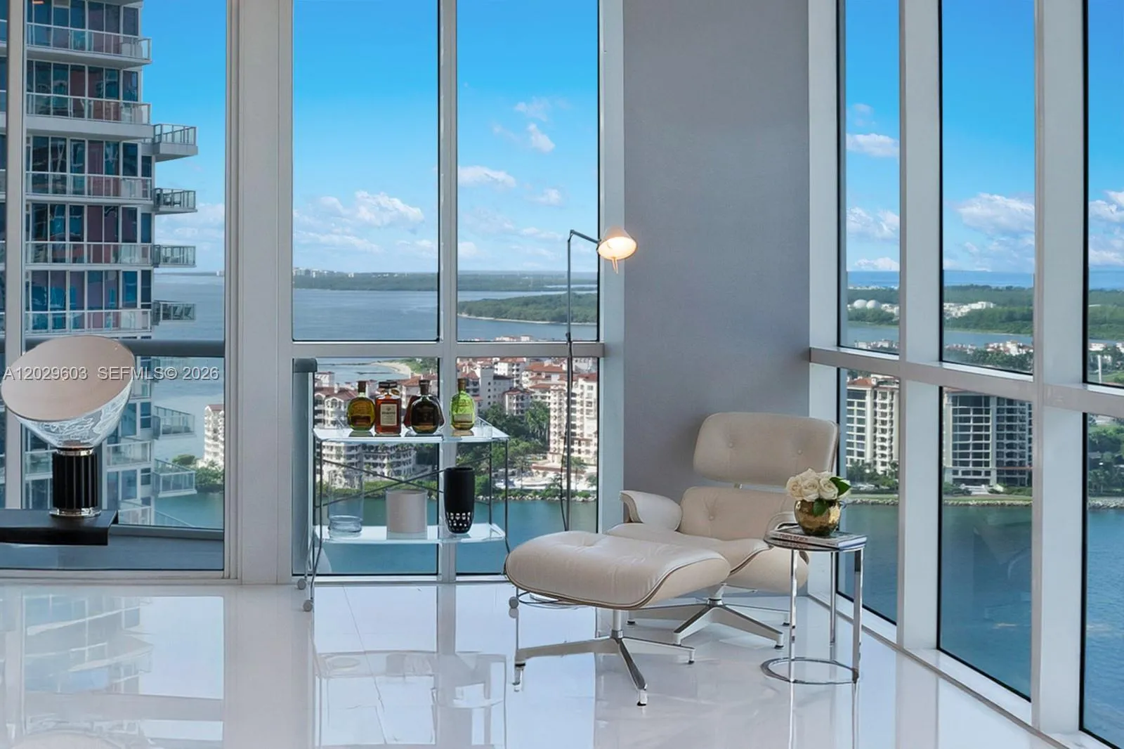 50 S Pointe Dr # 2903, Miami Beach FL 33139