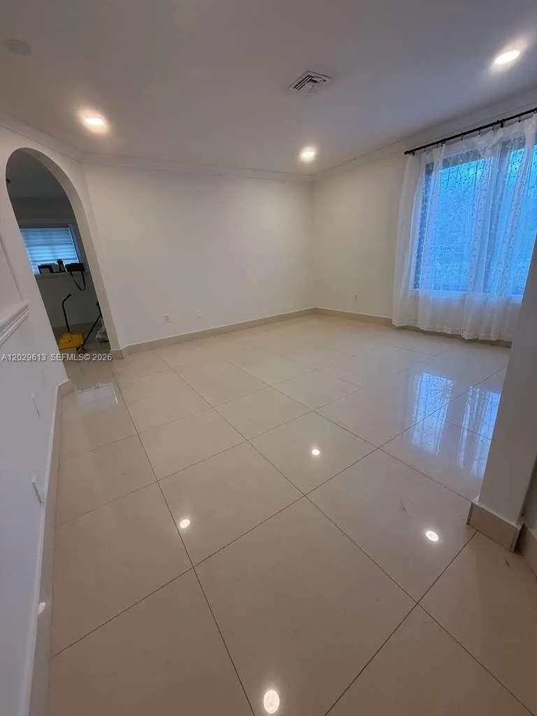 824 SW 12 Place # 0, Fort Lauderdale FL 33315