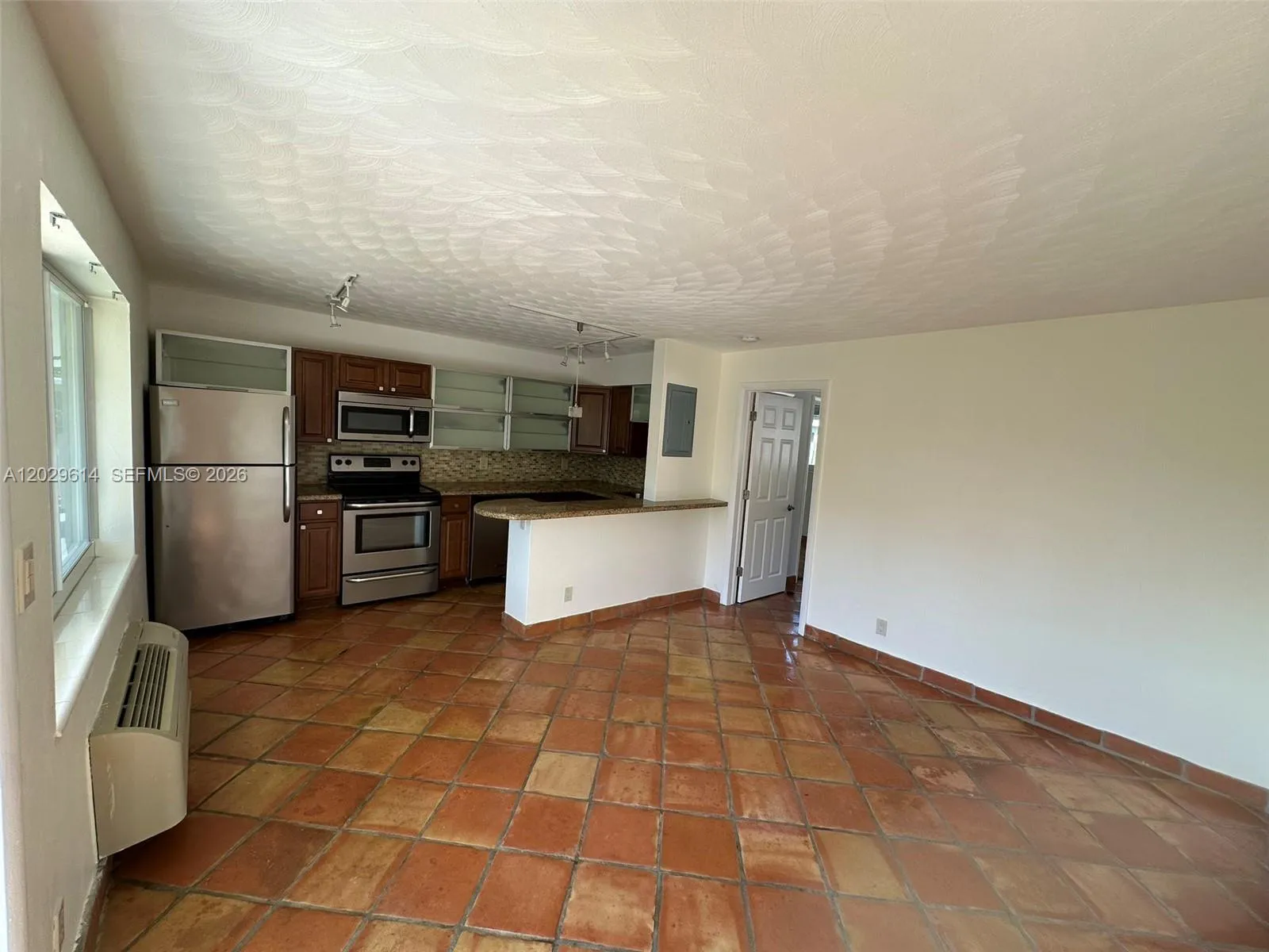 1324 NE 16th Ave # 2, Fort Lauderdale FL 33304