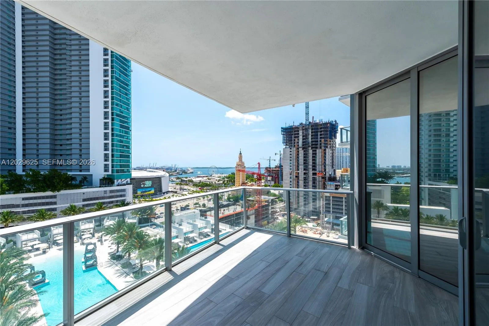 851 NE 1st Ave # 1705, Miami FL 33132