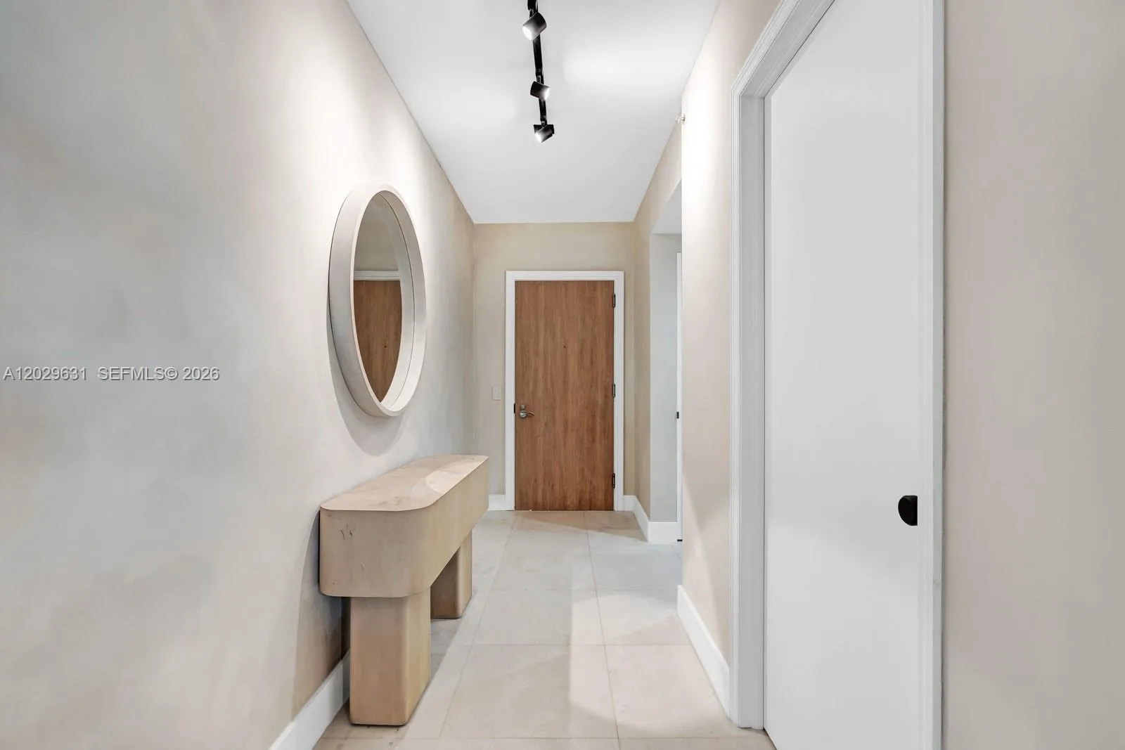 5875 Collins Ave # 501, Miami Beach FL 33140