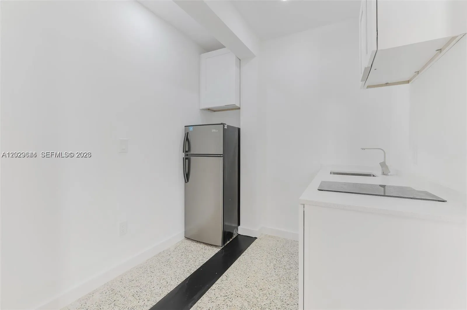 415 75th St # 4A, Miami Beach FL 33141