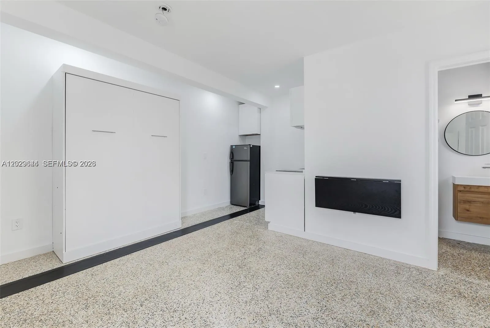 415 75th St # 4A, Miami Beach FL 33141