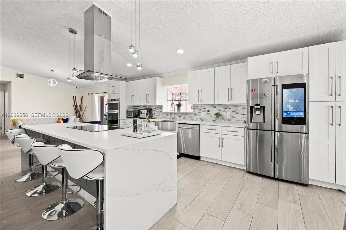 19187 NW 13th Ct, Pembroke Pines FL 33029