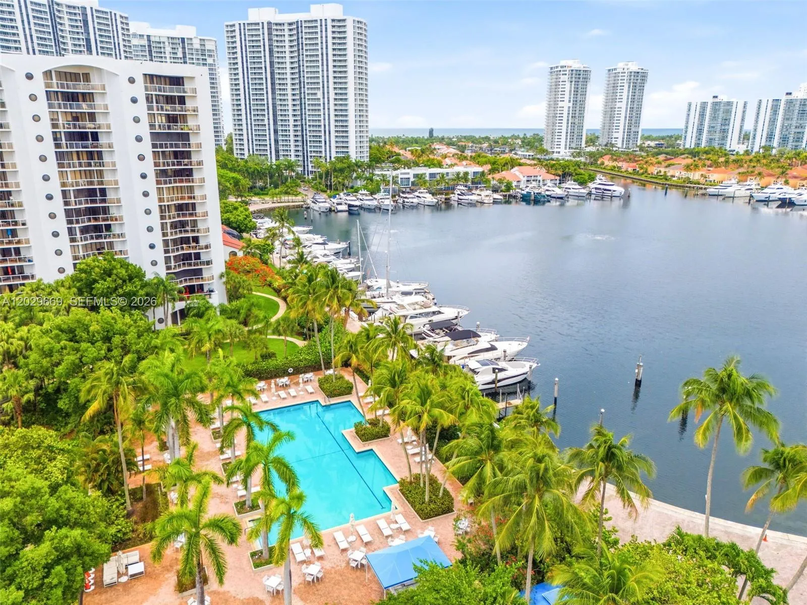 3610 Yacht Club Dr # 1115, Aventura FL 33180