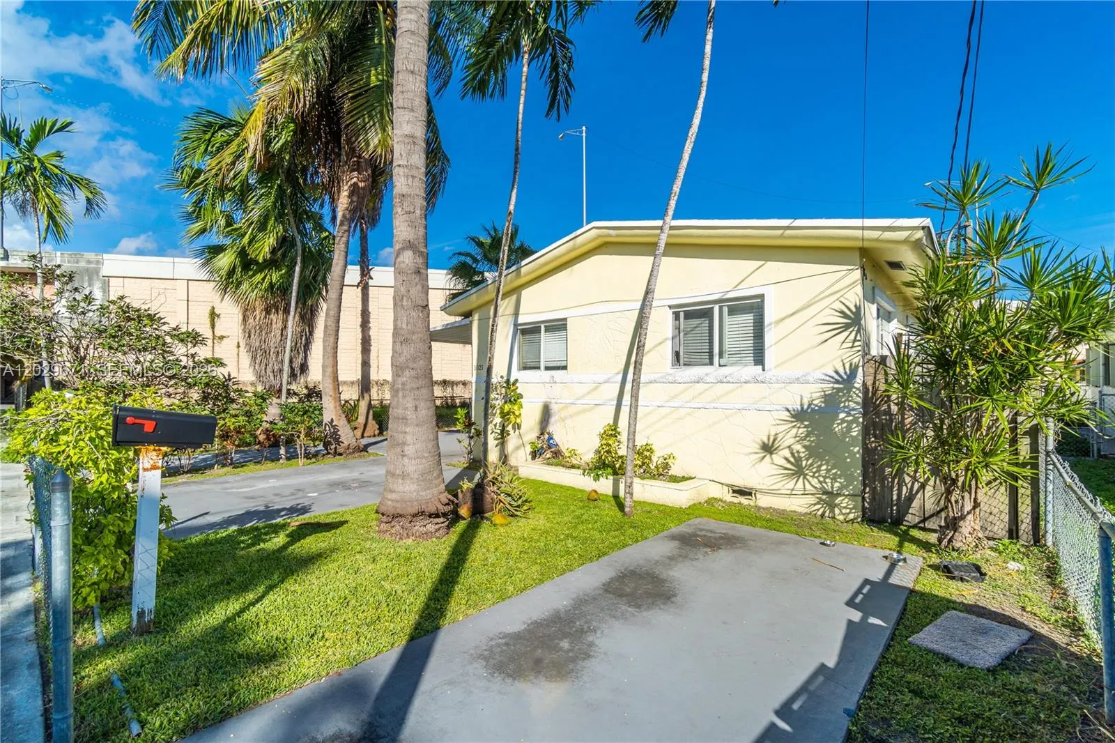 1021 NW 23rd Ave # 1023, Miami FL 33125