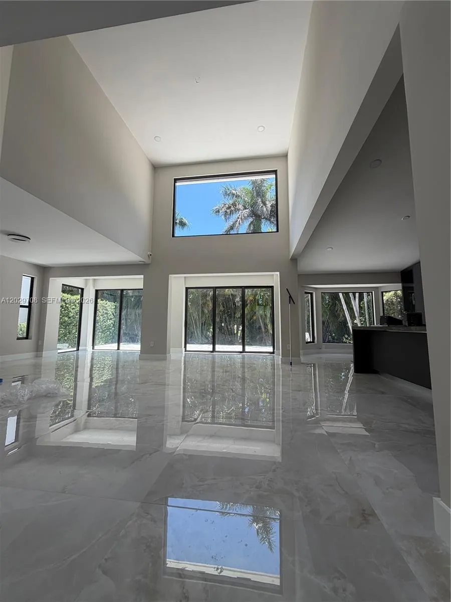 4499 NW 93rd Doral Ct, Doral FL 33178