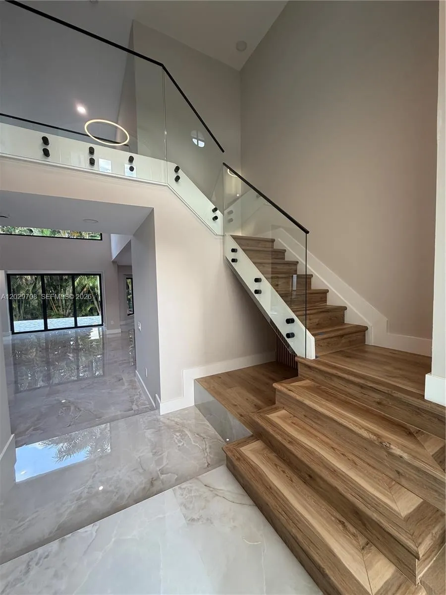 4499 NW 93rd Doral Ct, Doral FL 33178