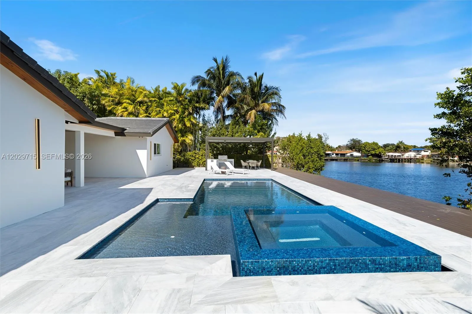 19721 NE 23rd Ave # 19721, Miami FL 33180