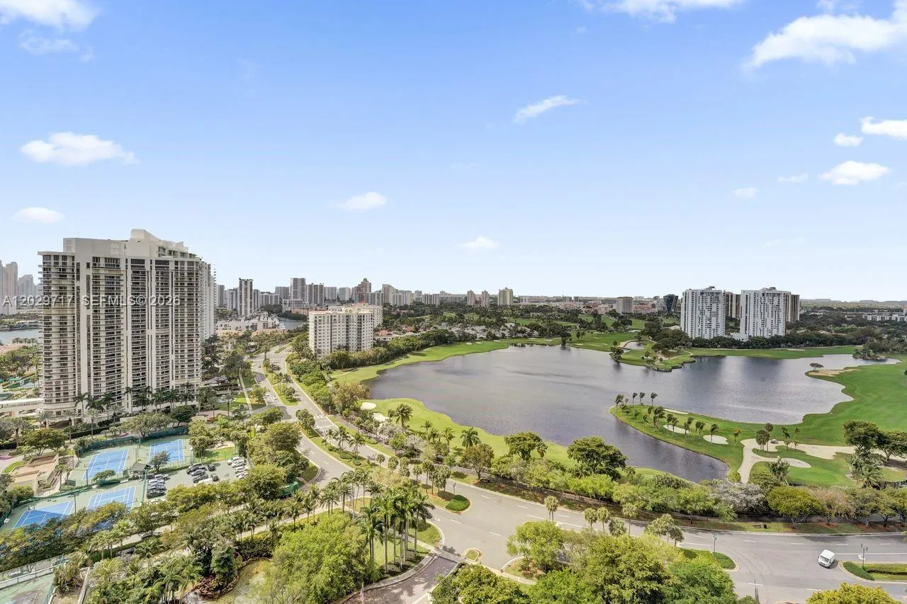 20281 E Country Club Dr # 2209, Aventura FL 33180
