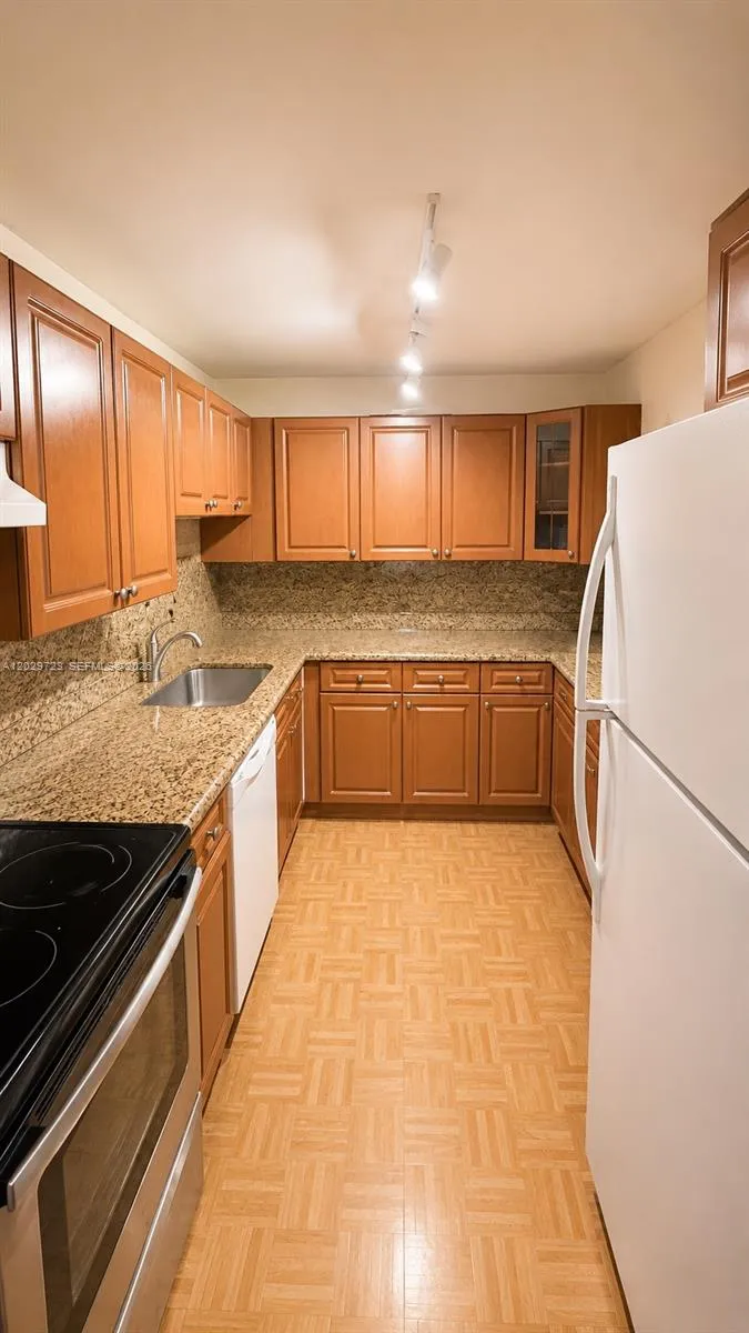 8520 SW 133rd Ave Rd # 210, Miami FL 33183