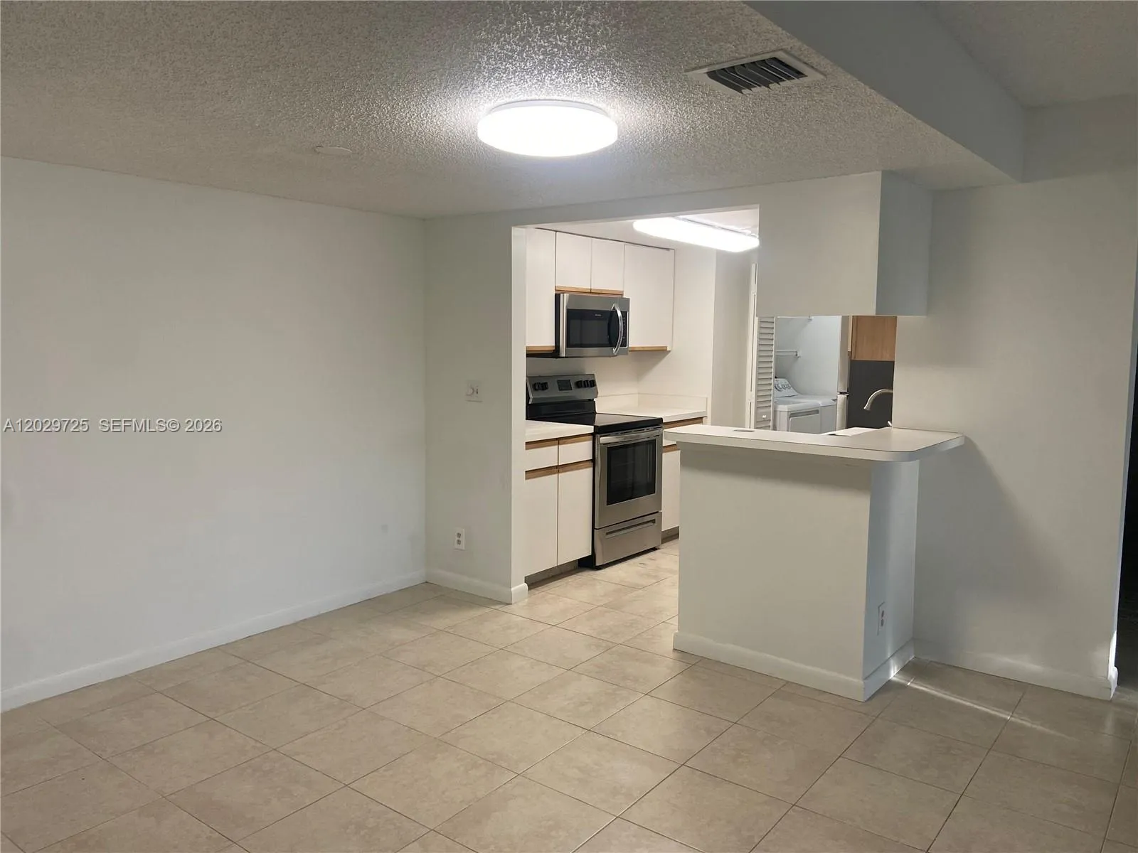 9811 Westview Dr # 913, Coral Springs FL 33076